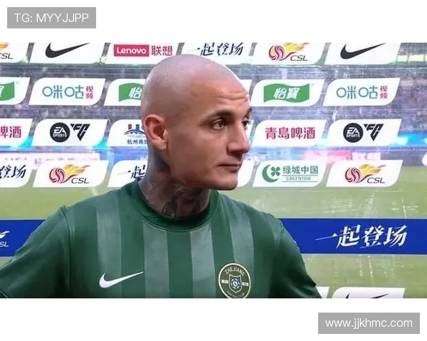 浙江记者曝米特里策家人遭李镇全辱骂